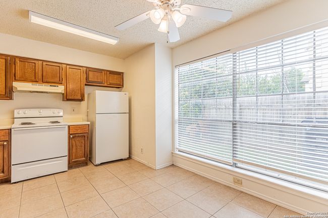 10563 Starcrest Dr, Home with 2 bedrooms, 1 bathrooms and null parking in San Antonio TX | Image 11
