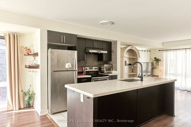 1102 - 65 Lindcrest Manor, Condo with 3 bedrooms, 3 bathrooms and 2 parking in Markham ON | Image 11