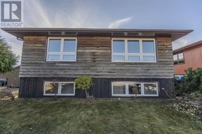 19 Marshall St, Home with 6 bedrooms, 2 bathrooms and null parking in Thunder Bay ON | Image 1