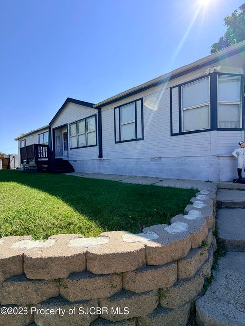 12 Road 3463, Flora Vista, NM, 87415-9668 | Card Image