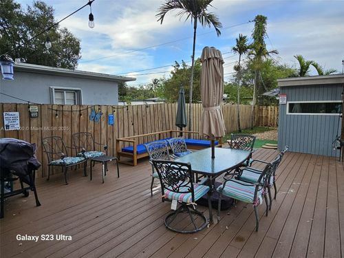 1237 28th St, Fort Lauderdale, FL, 33315-2851 | Card Image