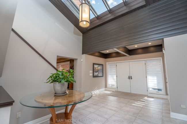 13 Connor Crt, House other with 6 bedrooms, 4 bathrooms and 10 parking in Stoney Creek ON | Image 5