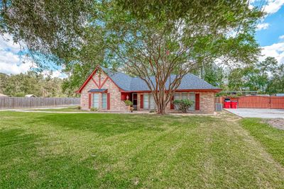 20561 Lakeside Drive, House other with 3 bedrooms, 2 bathrooms and null parking in Porter TX | Image 2