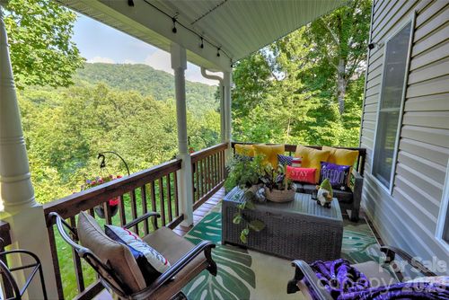 1333 Pigeon Creek Rd, Bryson City, NC, 28713-5890 | Card Image
