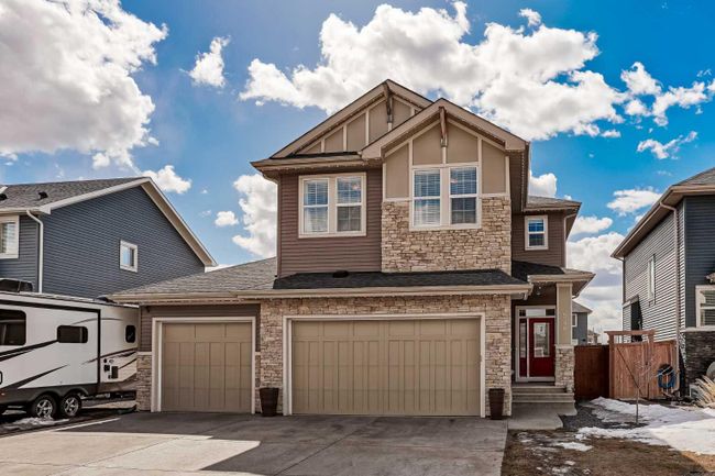 548 Boulder Creek Bay Se, Home with 4 bedrooms, 3 bathrooms and 6 parking in Langdon AB | Image 1