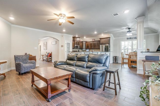 160 Mountain View Dr, House other with 3 bedrooms, 2 bathrooms and null parking in Azle TX | Image 13
