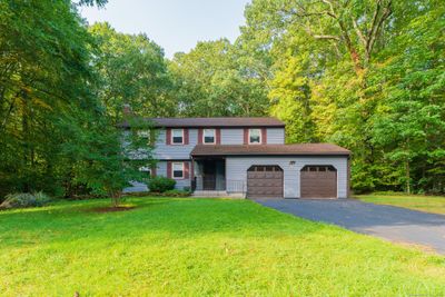 25 Bob White Way, House other with 4 bedrooms, 2 bathrooms and null parking in Simsbury CT | Image 1