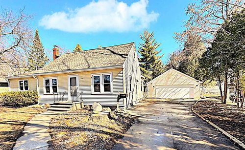 1702 S Perkins Street, APPLETON, WI, 54914 | Card Image