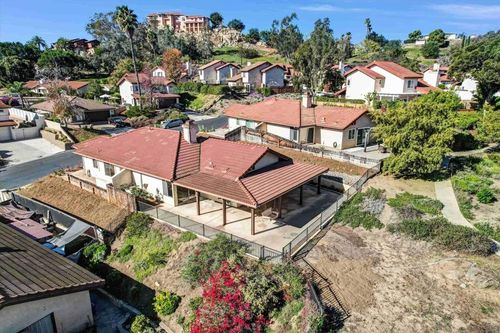 1412 Timber Gln, Escondido, CA, 92027 | Card Image