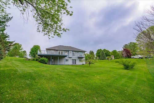 S7635 High Point Drive, MERRIMAC, WI, 53561 | Card Image