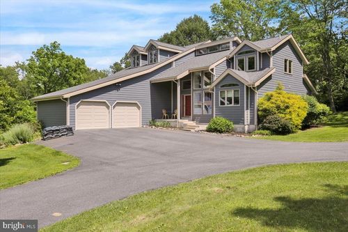 6 Sadowski Dr, READING, PA, 19606-9438 | Card Image