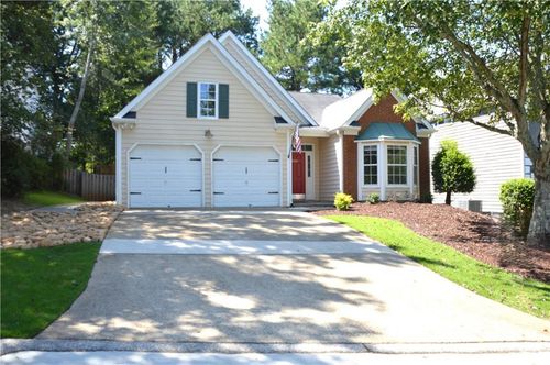 2021 Crestview Way, Woodstock, GA, 30188-7103 | Card Image