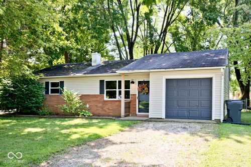 975 Rolling Hill Rd, Greenwood, IN, 46142-5234 | Card Image