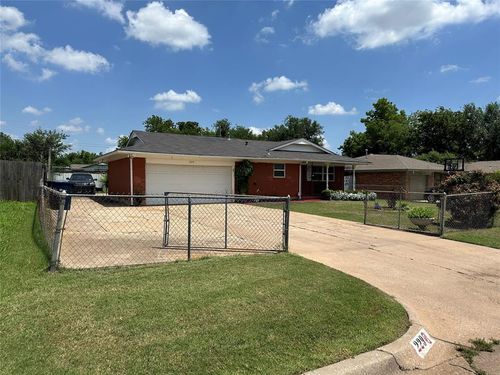 229 Nw 79th St, Oklahoma City, OK, 73114-3103 | Card Image