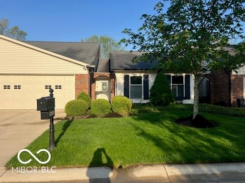 8411 Overlook Parkway, Indianapolis, IN, 46260 | Card Image