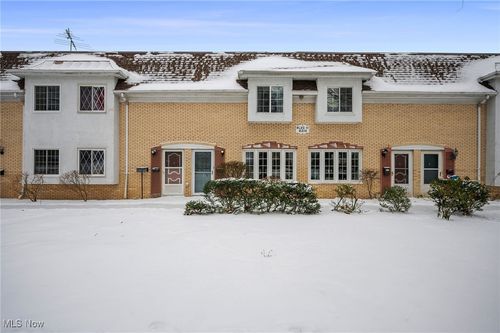 unit-7-8210 Deepwood Blvd, Mentor, OH, 44060-7742 | Card Image