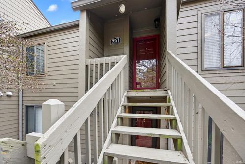 9371 S Lake Ridge Dr, Bloomington, IN, 47401-9504 | Card Image
