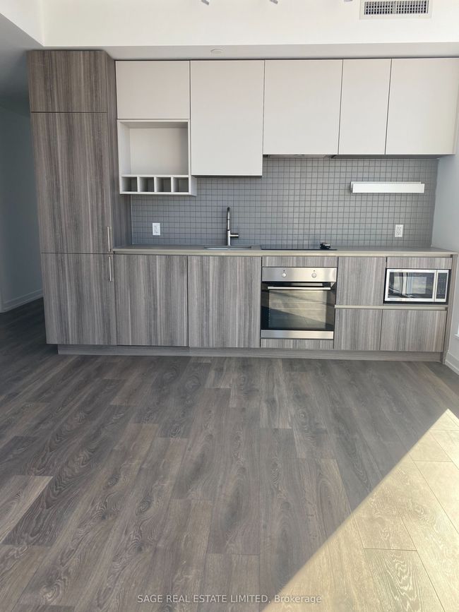 3210 - 5 Buttermill Ave, Condo with 2 bedrooms, 2 bathrooms and null parking in Vaughan ON | Image 16