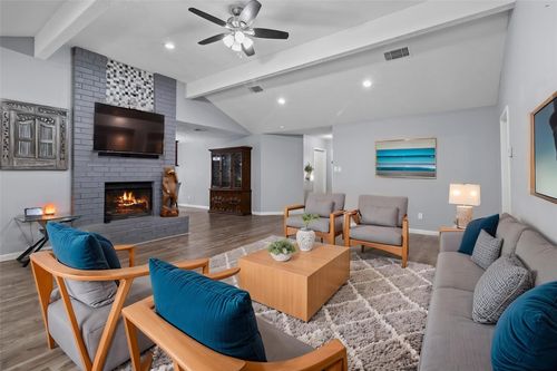 20074 Crazy Horse Circle Dr, Katy, TX, 77449-3328 | Card Image