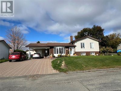 12 Emile Simard Ave, House other with 5 bedrooms, 2 bathrooms and null parking in Edmundston NB | Image 1