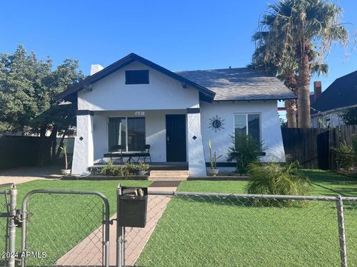 2137 W Madison St, Phoenix, AZ, 85009-5212 | Card Image