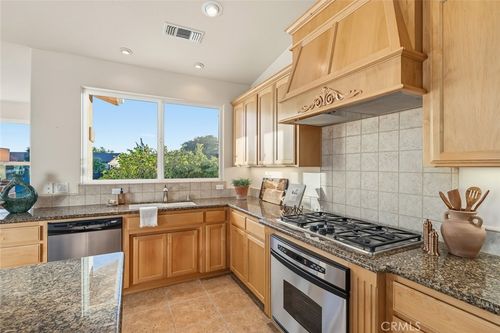 155 Fairview Ln, Paso Robles, CA, 93446-1118 | Card Image