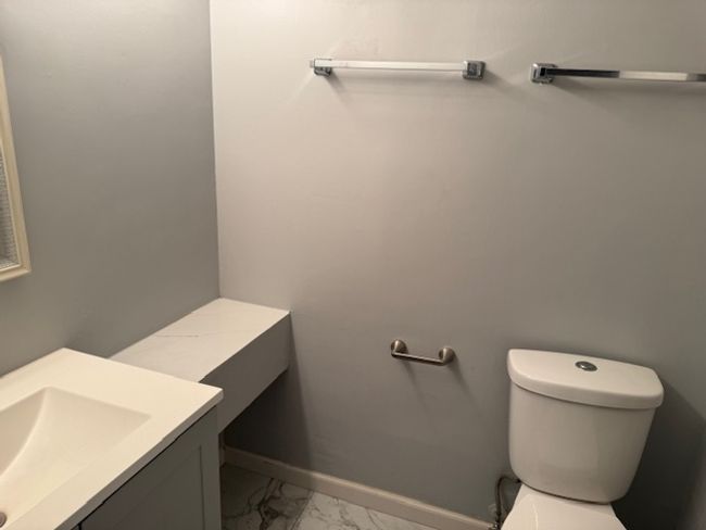 APT-4C - 2211 S Highland Ave, Condo with 2 bedrooms, 2 bathrooms and 2 parking in Lombard IL | Image 30