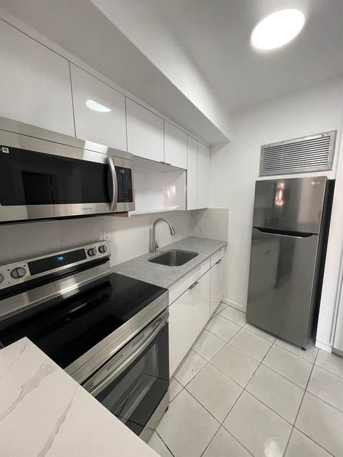 apt-7a-11 Sw 52nd Ave, Coral Gables, FL, 33134-1249 | Card Image