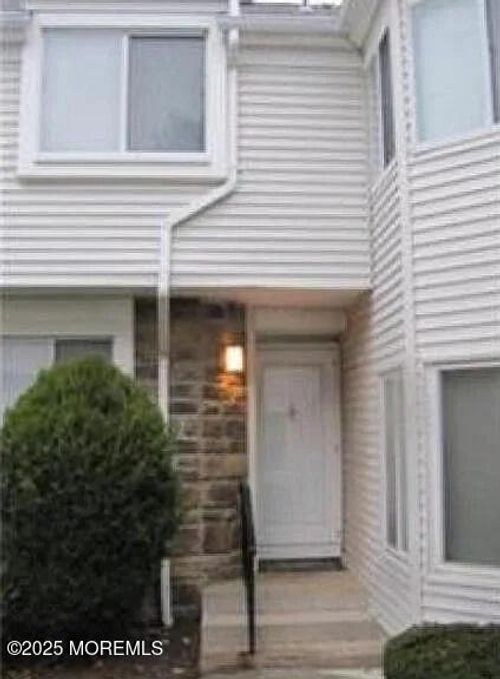 1031 Schmidt Ln, North Brunswick, NJ, 08902-1355 | Card Image