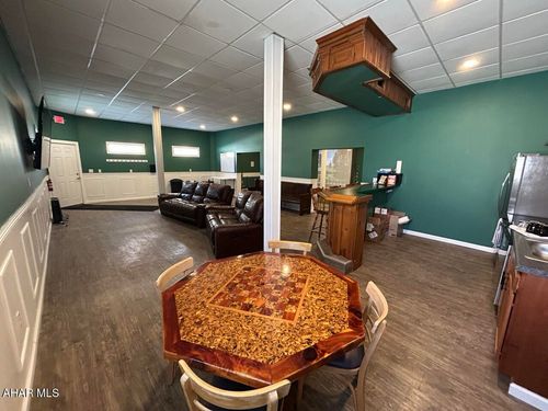 2901-2905 Maple Ave, Altoona, PA, 16601-1766 | Card Image