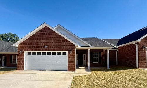 1047 Patriots Lndg, Dandridge, TN, 37725-4572 | Card Image
