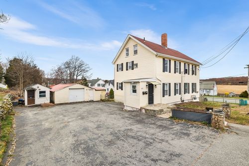 97 Dublin St, Somerset, MA, 02726-5603 | Card Image
