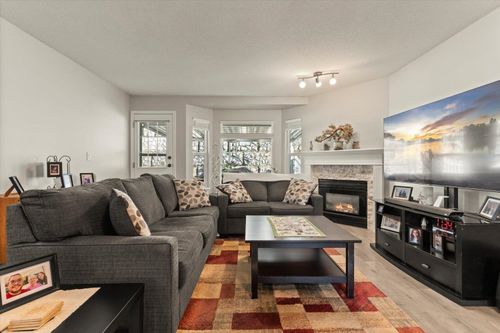 69-1973 Winfield Dr, Abbotsford, BC, V3G1K6 | Card Image