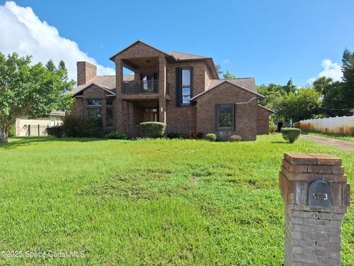 105 Brookhill Dr, Cocoa, FL, 32926-8735 | Card Image