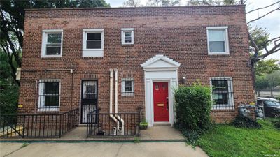 79A - 147-09 Grand Central Parkway, Home with 1 bedrooms, 1 bathrooms and null parking in Jamaica NY | Image 1