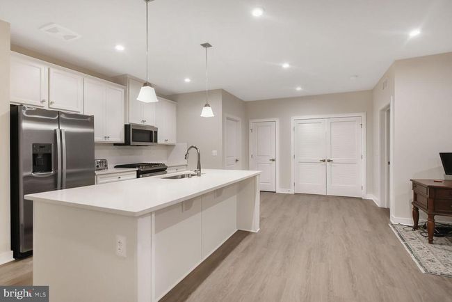 UNIT-103 - 21460 Mount Sterling Ter, Condo with 2 bedrooms, 2 bathrooms and null parking in STERLING VA | Image 5