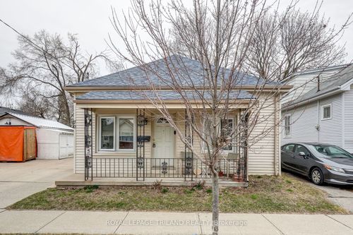 70 Homan St, London, ON, N5Z1A8 | Card Image