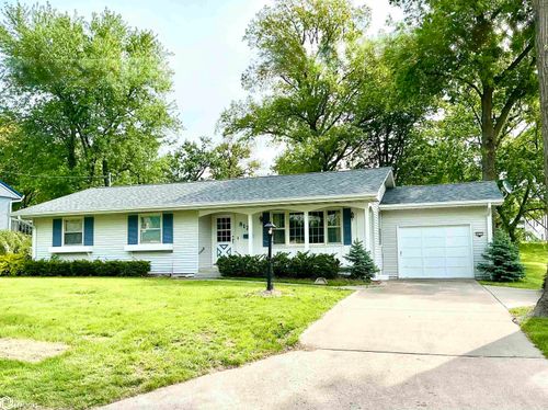 817 S 10th St, Centerville, IA, 52544-2106 | Card Image