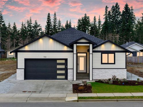 713 Beaver Creek Blvd, Campbell River, BC, V9H0E9 | Card Image