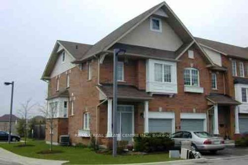 30-1591 S Parade Crt, Mississauga, ON, L5M6G1 | Card Image