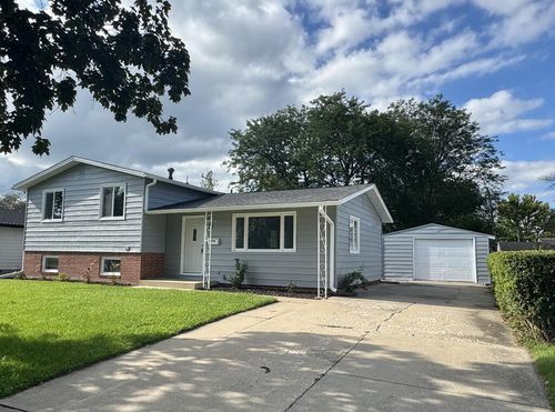 2744 18th Ave N, Fort Dodge, IA, 50501 | Card Image