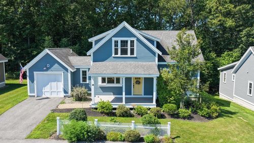 28-28 Follinsbee Ln, West Newbury, MA, 01985-4201 | Card Image
