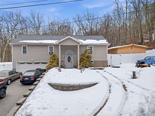 23 Hazelwood Rd N, Wurtsboro, NY, 12790-7102 | Card Image