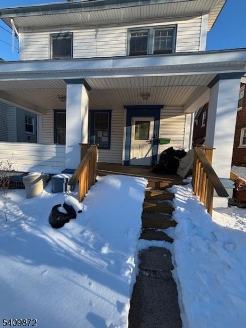 15 Albion St, Passaic, NJ, 07055-3709 | Card Image