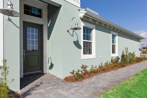 8980 Calypso Ct, Naples, FL, 34112-7635 | Card Image