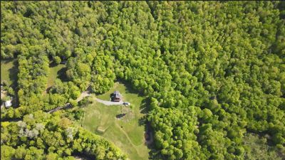 276 Old Stage Road, House other with 3 bedrooms, 1 bathrooms and null parking in Chester VT | Image 3