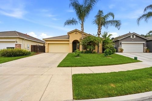 1428 N Leila St, Visalia, CA, 93291-0003 | Card Image