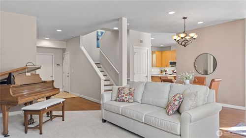 10961 Villa Monte Ct, Mukilteo, WA, 98275-4882 | Card Image