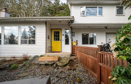 4030 Rock City Rd, Nanaimo, BC, V9T4Y8 | Card Image