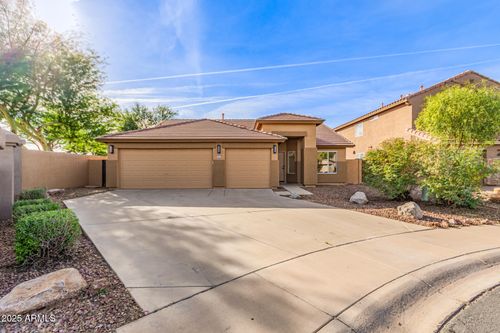 3871 E Pinon Ct, Gilbert, AZ, 85234-3257 | Card Image